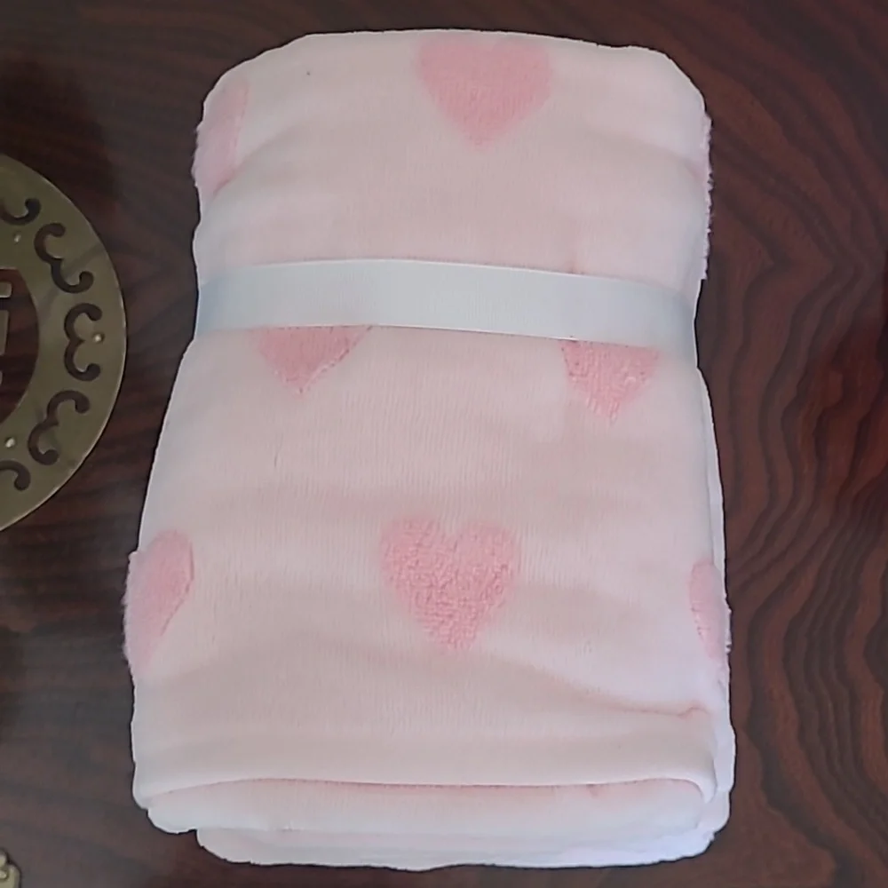 Caro Hand Towels